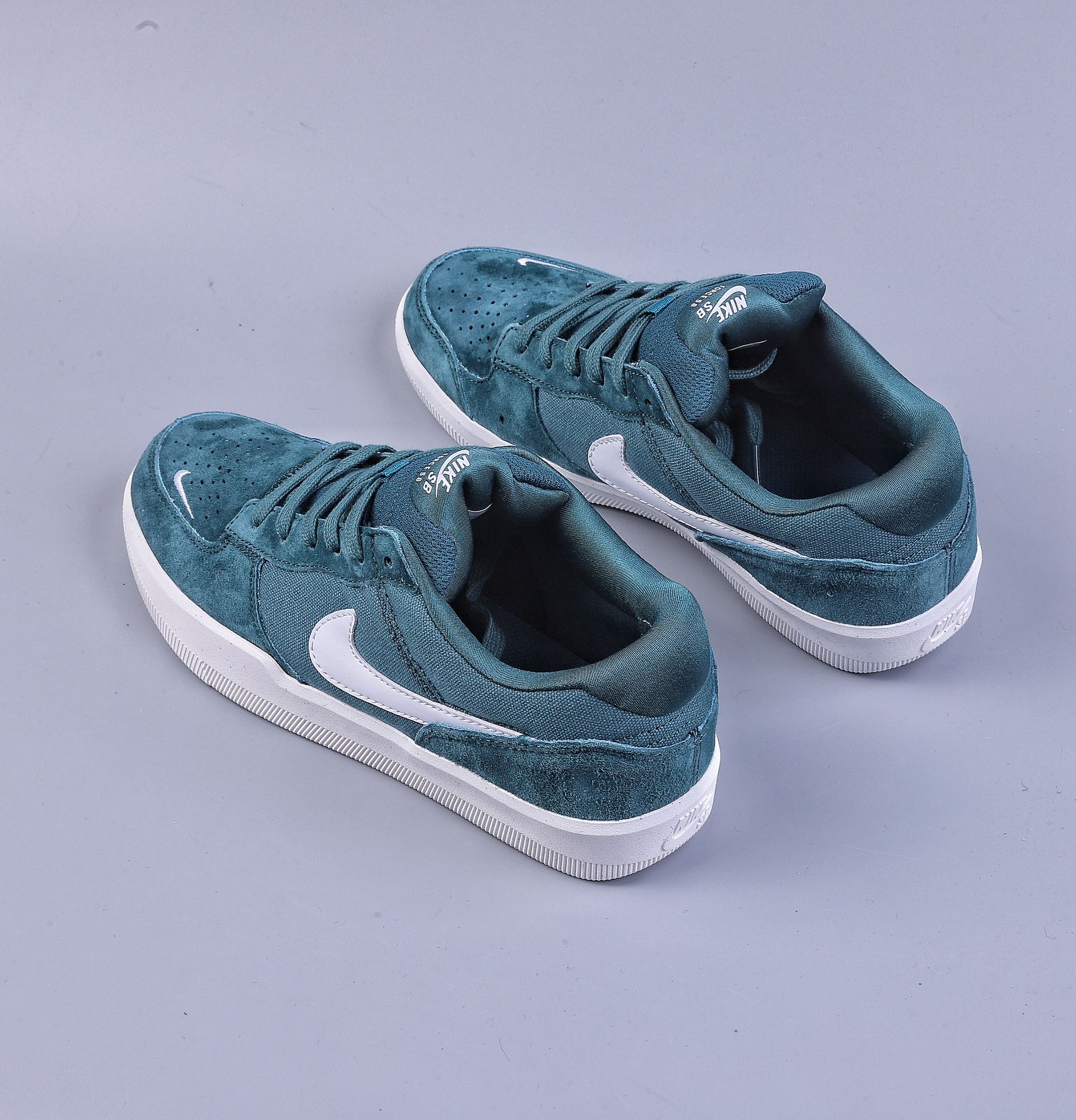 150 Nike SB Force 58是一款将前沿创新带入街头的单品CZ2959-005