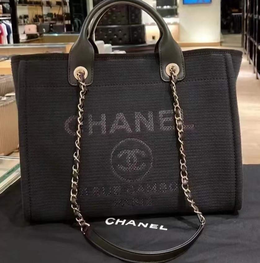 23c latest chanel beach bagall black, available in large and small sizes