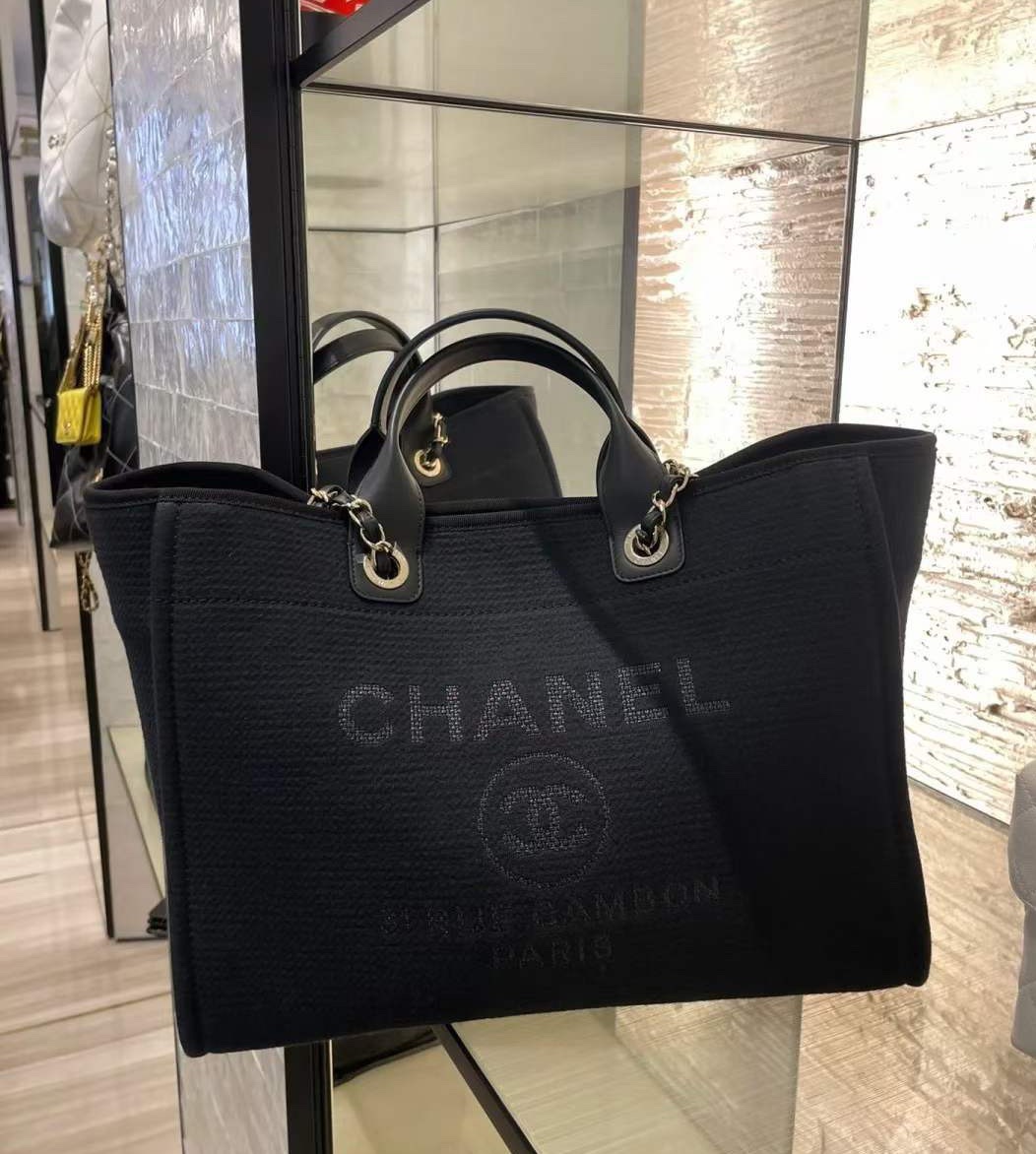 23c latest chanel beach bagall black, available in large and small sizes
