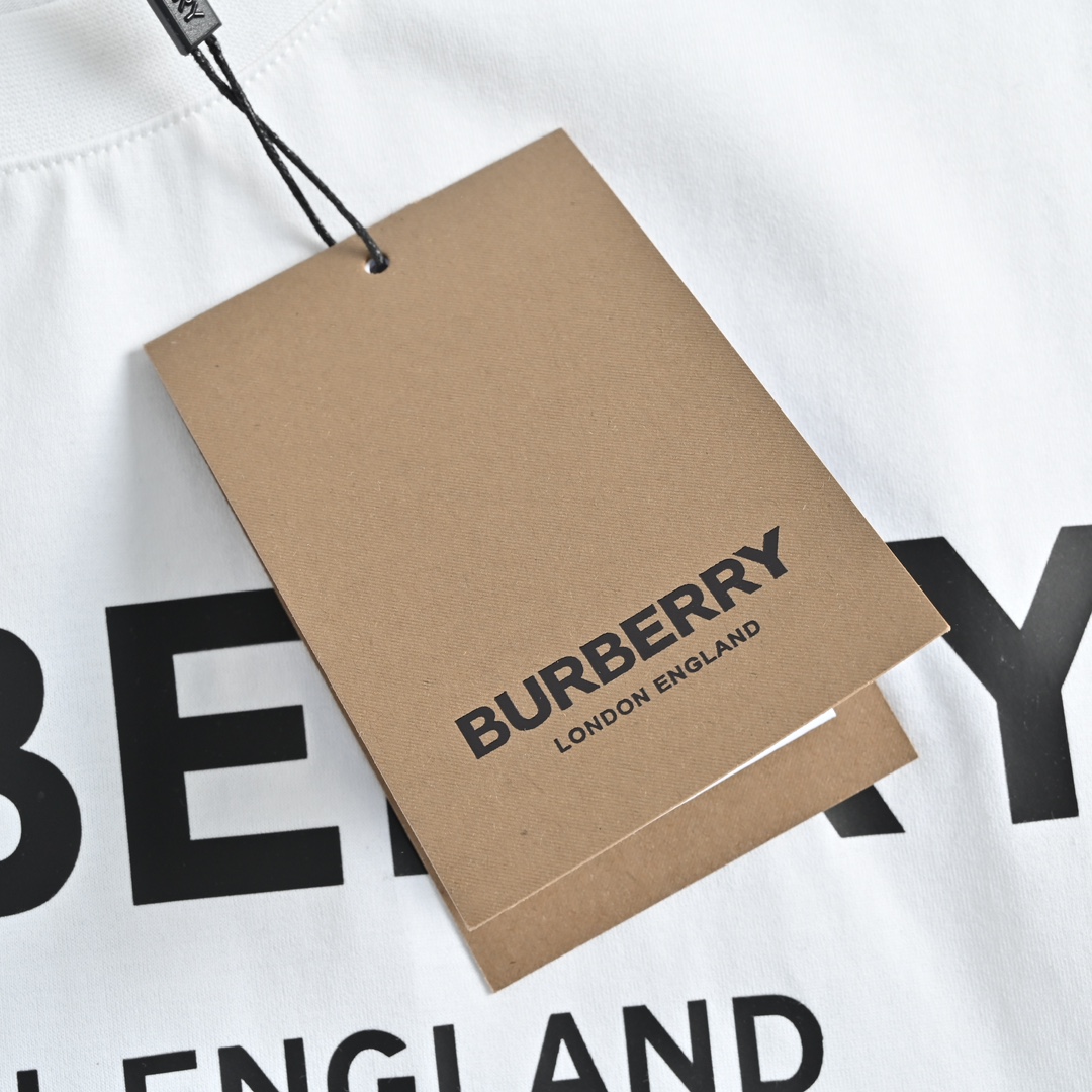 Burberry/巴宝莉 经典字母印花短袖