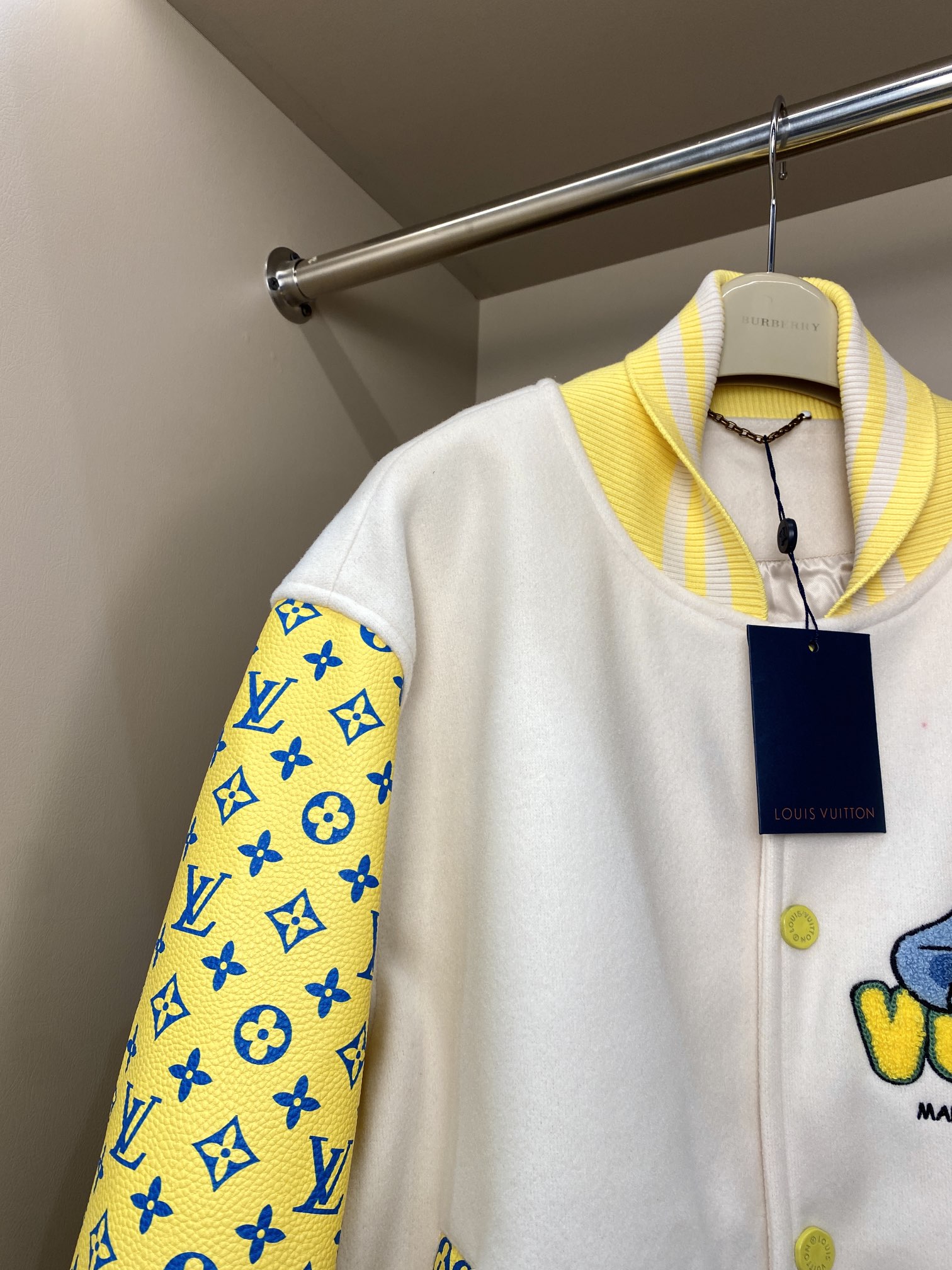 🆕2023Ss 早春新款 Louis Vuitton 王炸款来袭..💣棒球服外套！💛💛💛这件太好看了！I