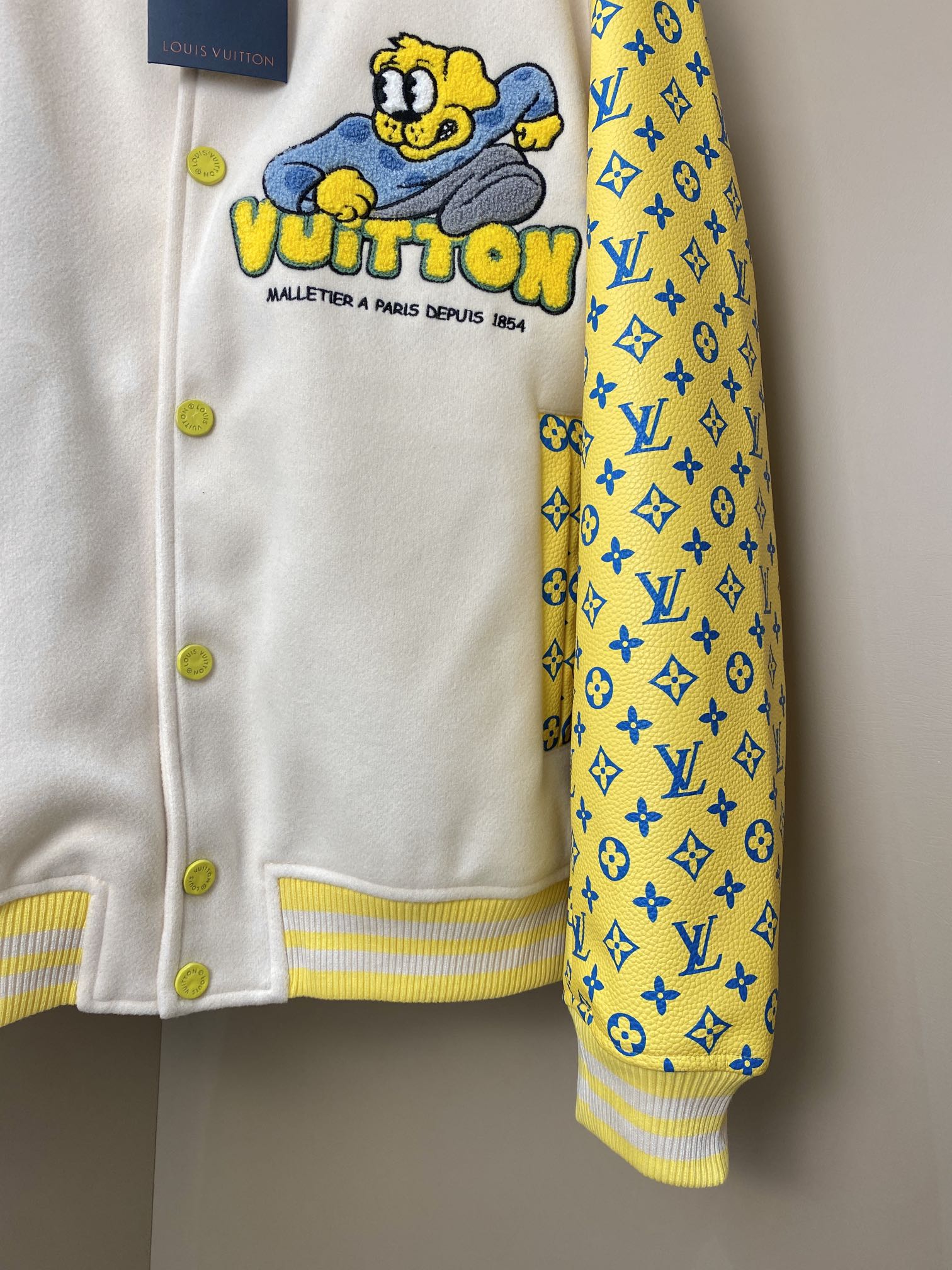 🆕2023Ss 早春新款 Louis Vuitton 王炸款来袭..💣棒球服外套！💛💛💛这件太好看了！I
