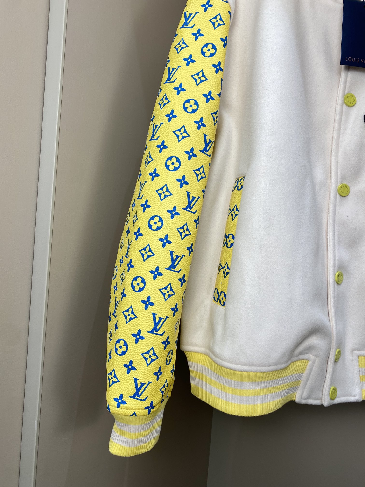 🆕2023Ss 早春新款 Louis Vuitton 王炸款来袭..💣棒球服外套！💛💛💛这件太好看了！I