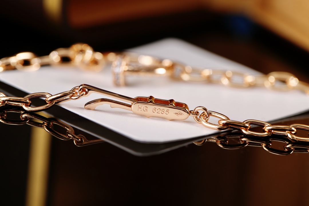 Cartier Cartier卡地亚 气质款钉子项链粗链条款