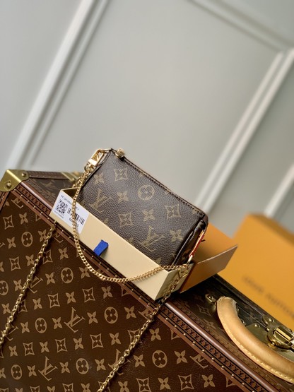 Louis Vuitton Crossbody & Shoulder Bags Monogram Canvas Pochette Mini M82510