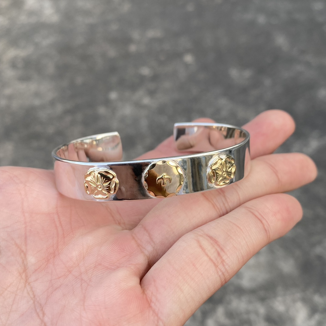 Takahashi Bangle