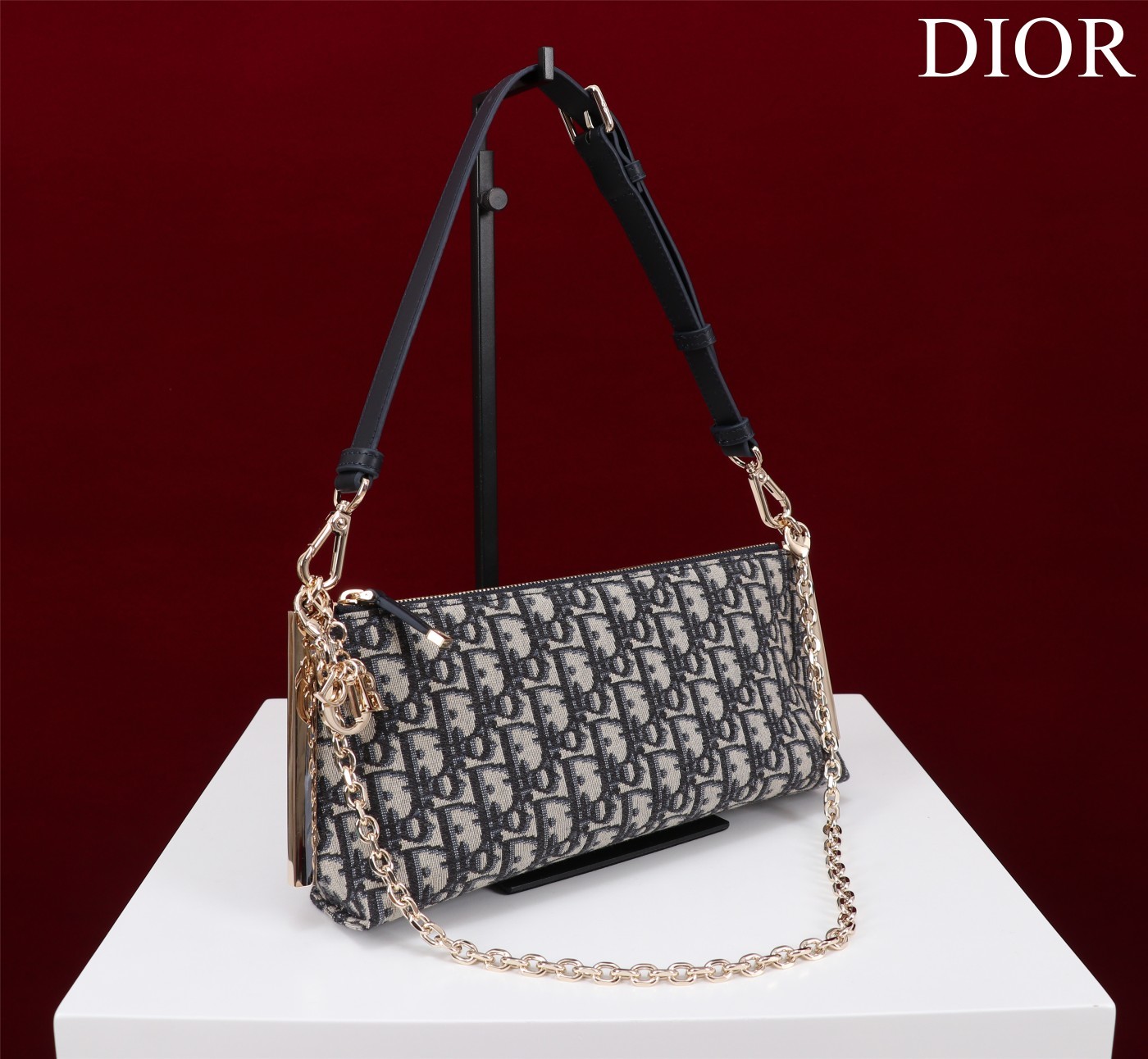迪奥Dior顶级进口原厂刺绣单肩斜挂包se32x146.5cm
