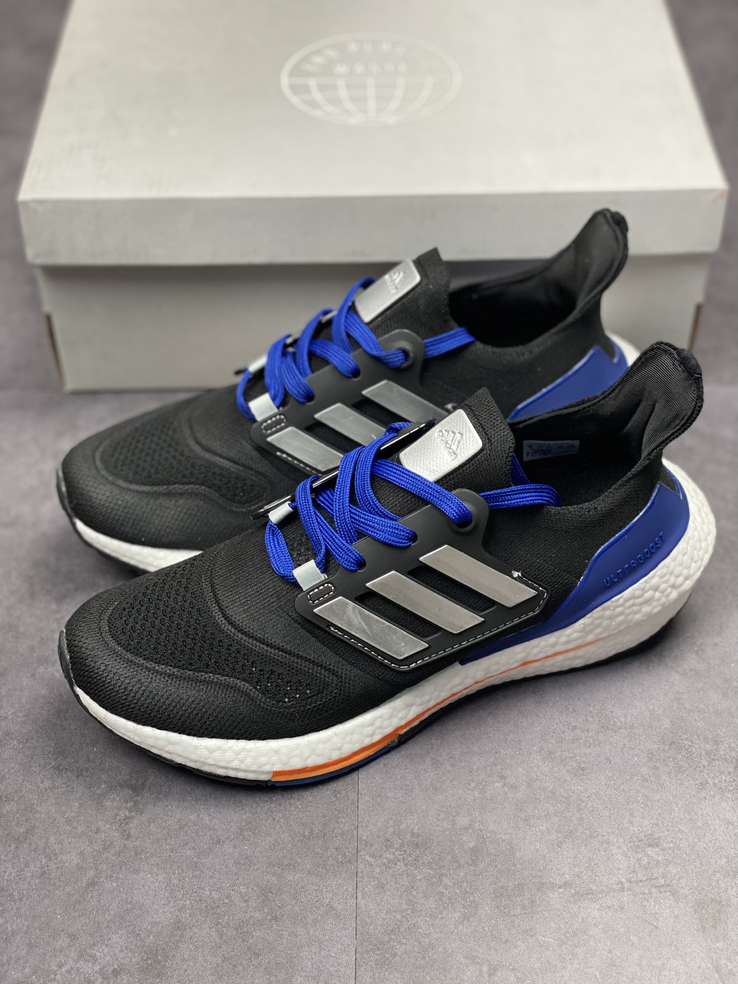 Adidas ULTRA BOOST 22 cushioning sports casual lightweight breathable running shoes GZ4922