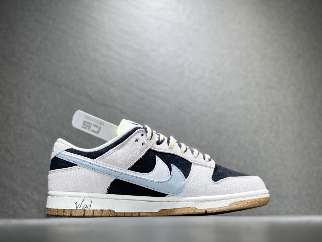 220 NIKE SB Dunk Low 低帮休闲运动鞋 DO9457-118