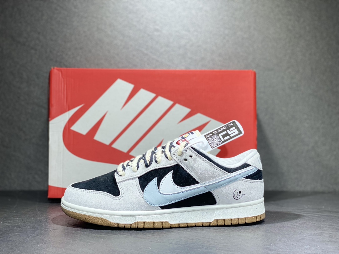 220 NIKE SB Dunk Low 低帮休闲运动鞋 DO9457-118