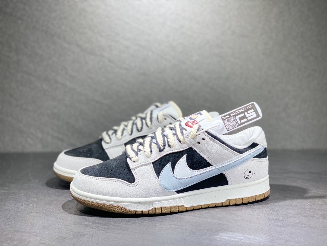 220 NIKE SB Dunk Low 低帮休闲运动鞋 DO9457-118