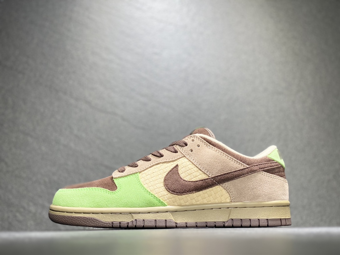 260 NIKE SB Dunk Low 低帮休闲运动鞋 310661-221