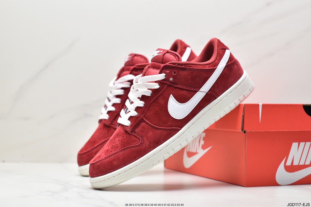 180 SB Zoom Dunk Low 板鞋 系列经典百搭休闲运动板鞋DD1503-108