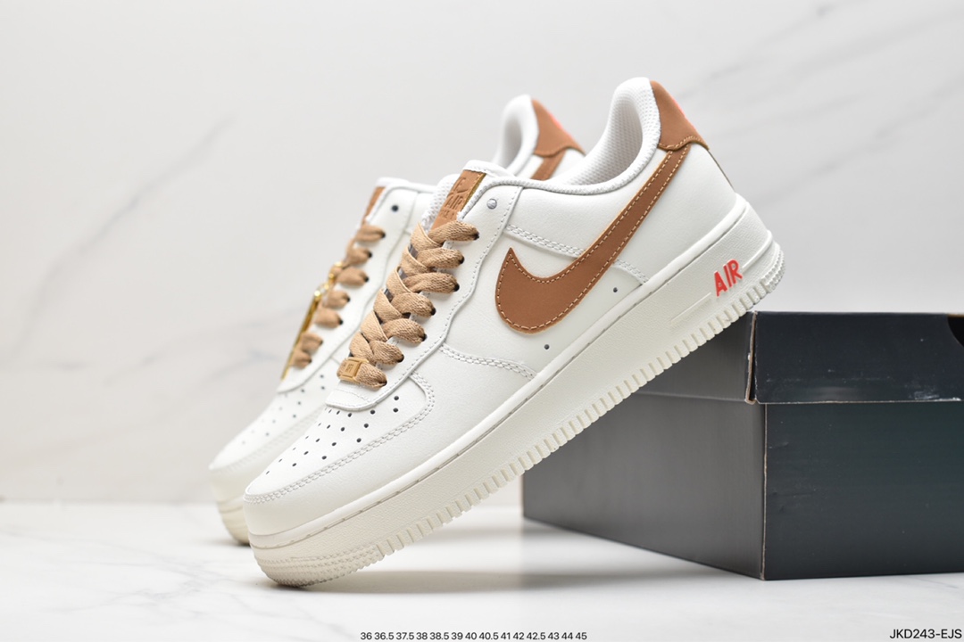 160 Nike Air Force 1 空军一号运动板鞋 DQ7658-898
