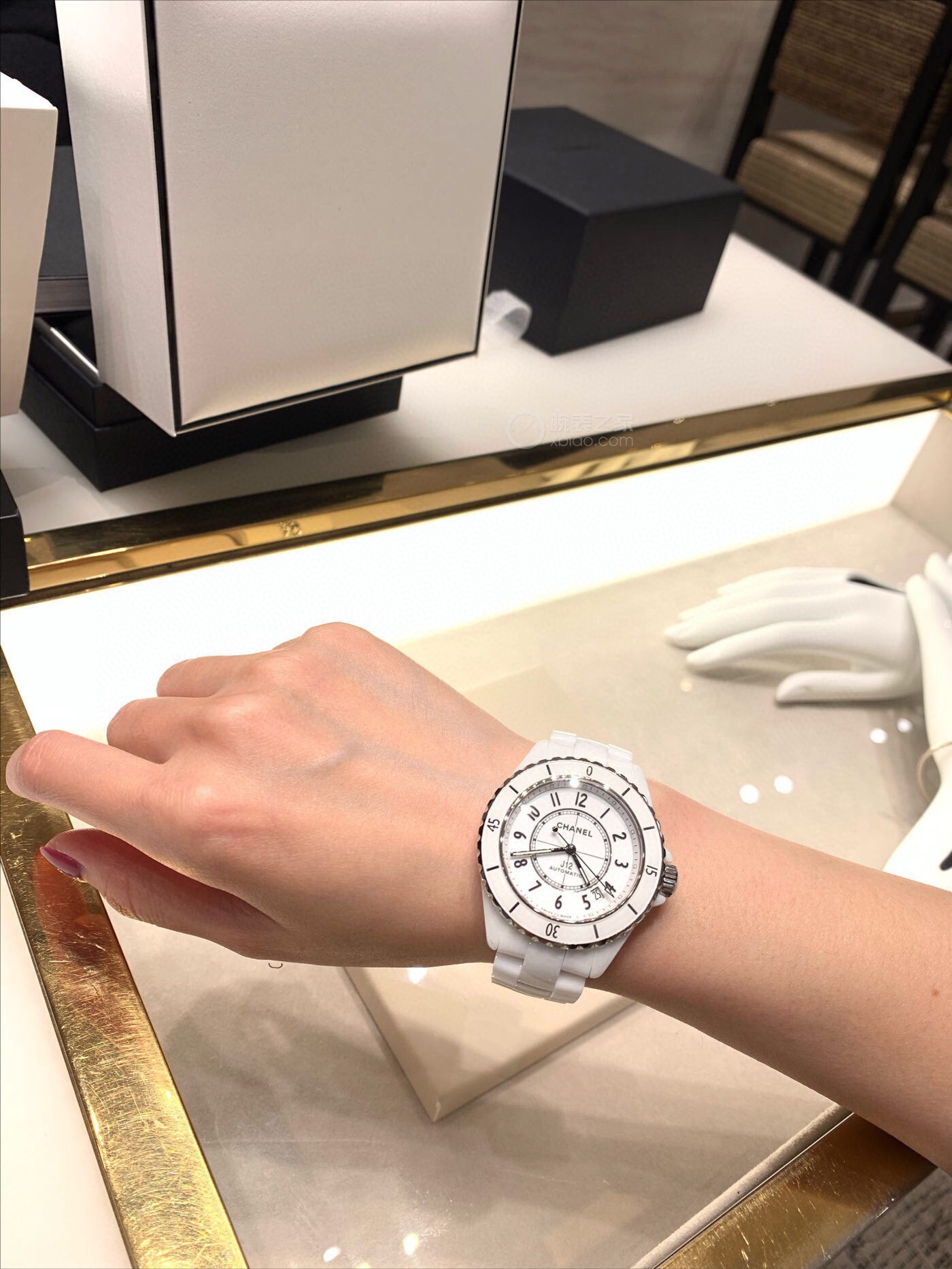 Chanel J12 Wristwatch 20th Anniversary Update: Enhanced Design and Features - 图片 7