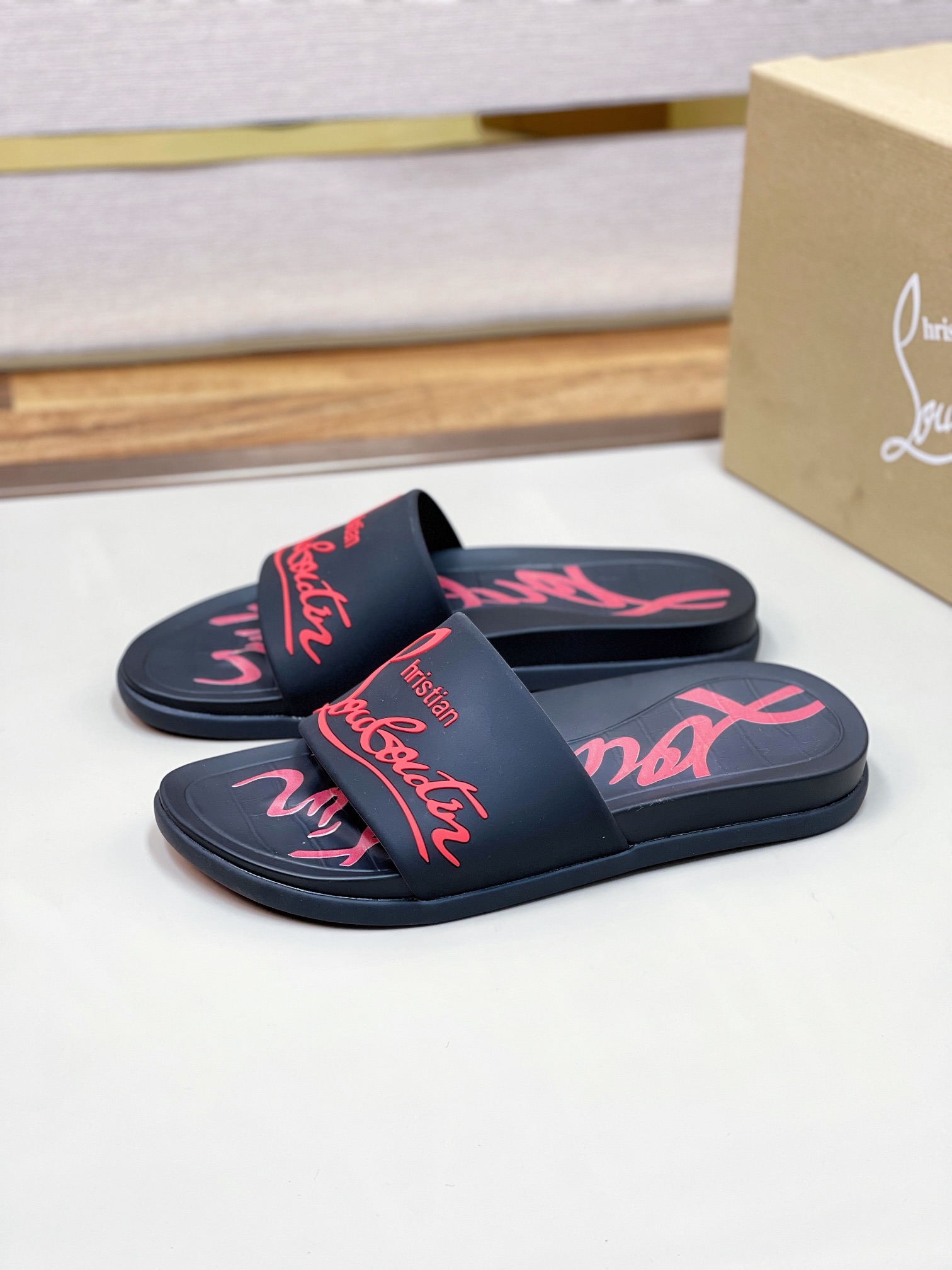 [CL zapatos inferiores rojos] tamaño 38-45 zapatillas clásicas de los hombres, el sitio web oficial 