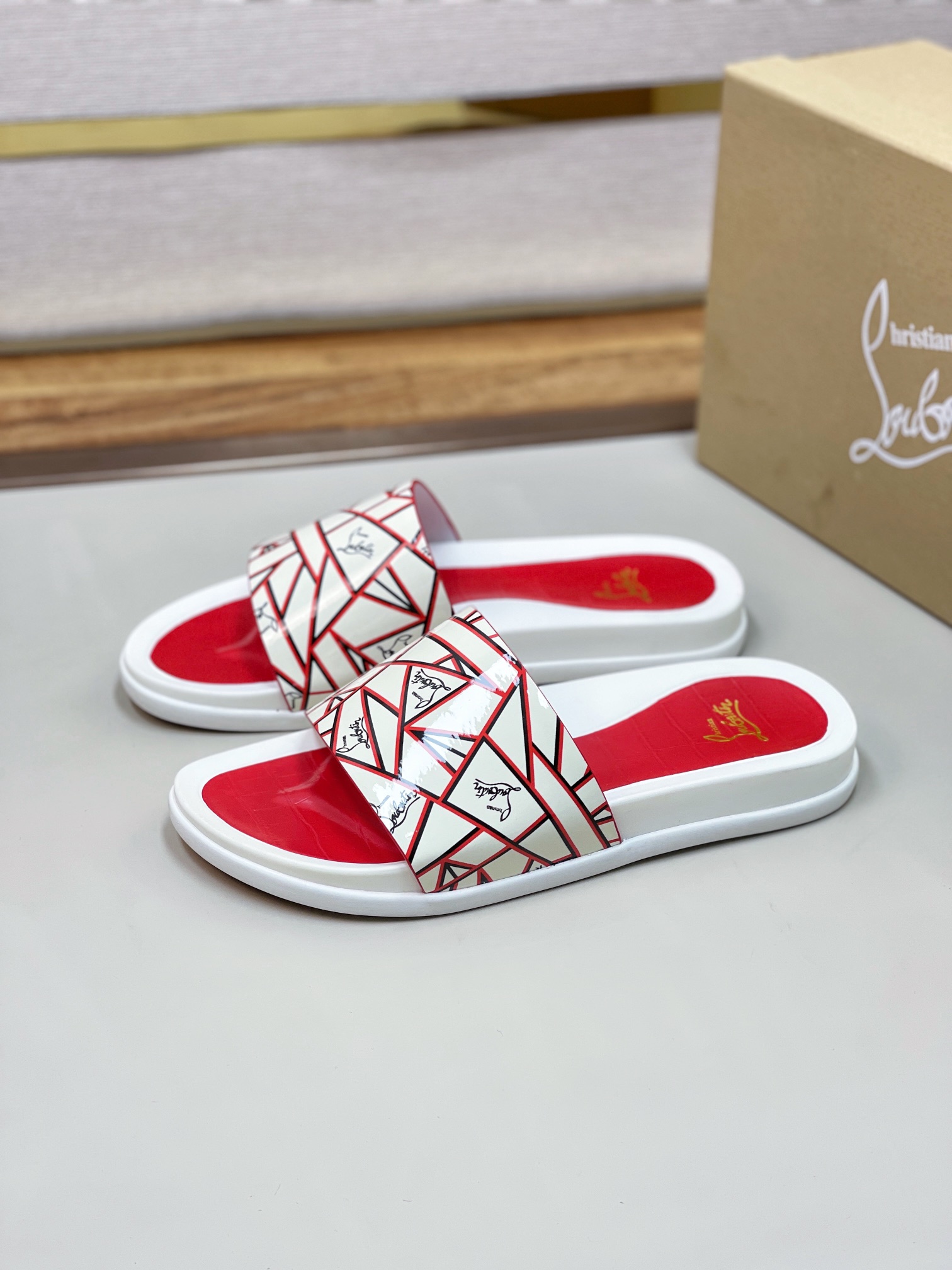 [CL zapatos inferiores rojos] tamaño 38-45 zapatillas clásicas de los hombres, el sitio web oficial 