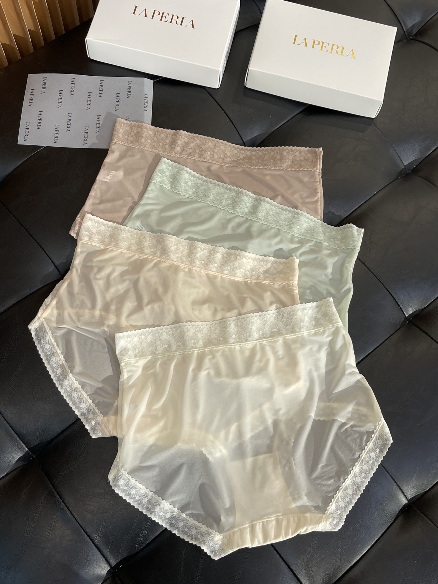 🆕LAPERLA超薄蕾丝裸感面膜裤，裸感面料，清凉冰丝，蕾丝边天丝超大弹力，蕾丝边点缀，优雅性感，颜值爆