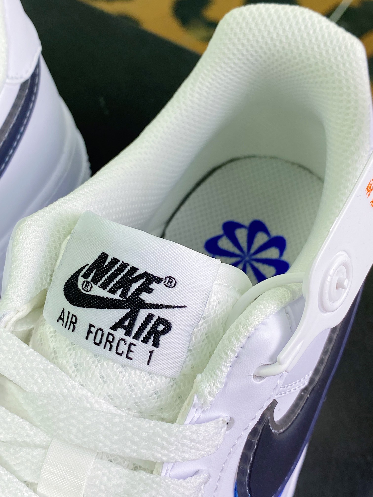 200 Air Force 1 Low Impact Next Nature”Double Swoosh White Black Blue”空军一号FD0688-100
