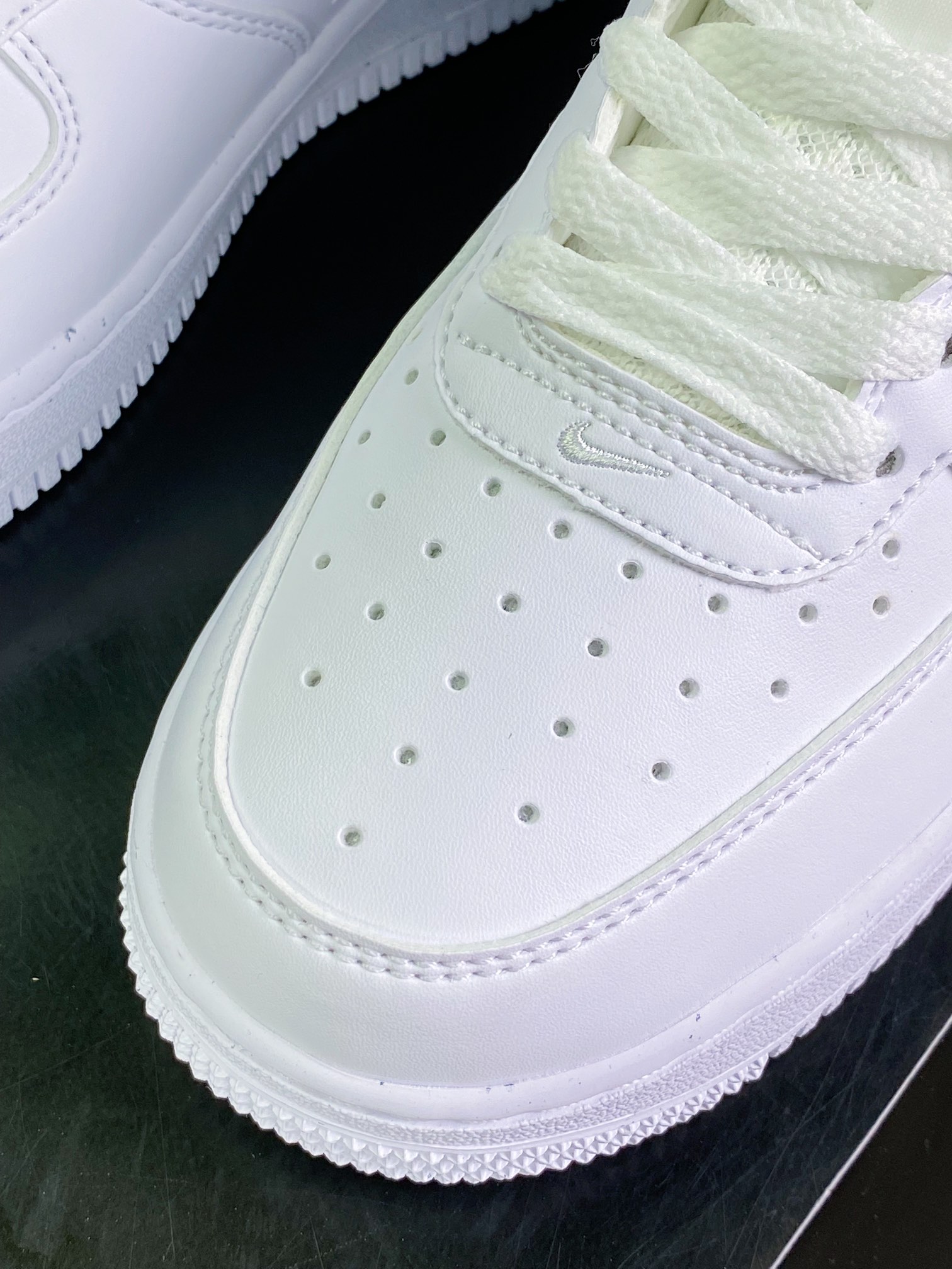 200 Air Force 1 Low Impact Next Nature”Double Swoosh White Black Blue”空军一号FD0688-100