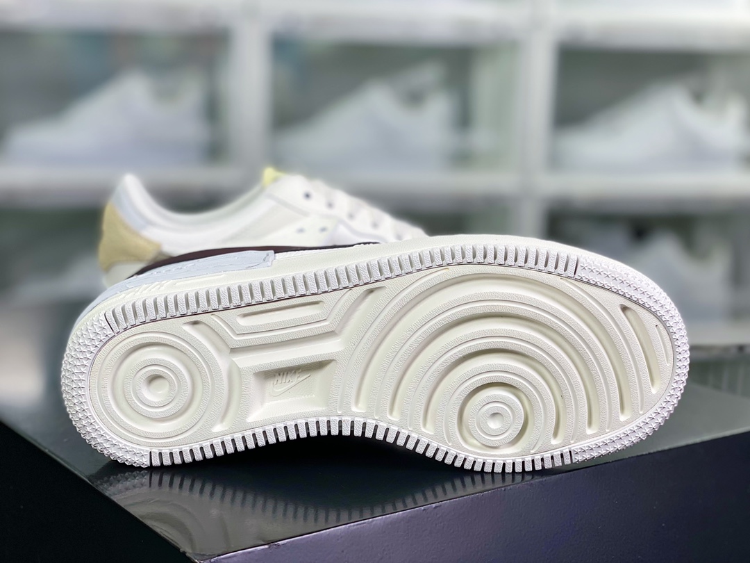 200  WMNS Air Force 1 Shadow”Python”空军一号板鞋“蛋糕奶米白深棕鸳鸯钩子”FD0804-100