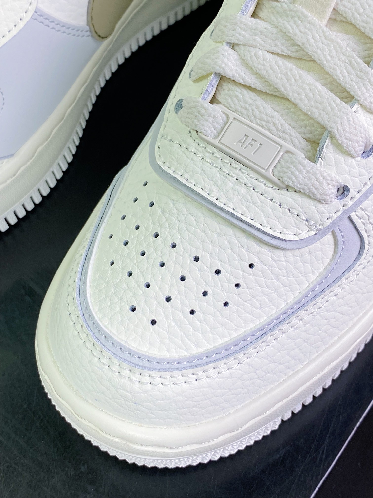 200  WMNS Air Force 1 Shadow”Python”空军一号板鞋“蛋糕奶米白深棕鸳鸯钩子”FD0804-100