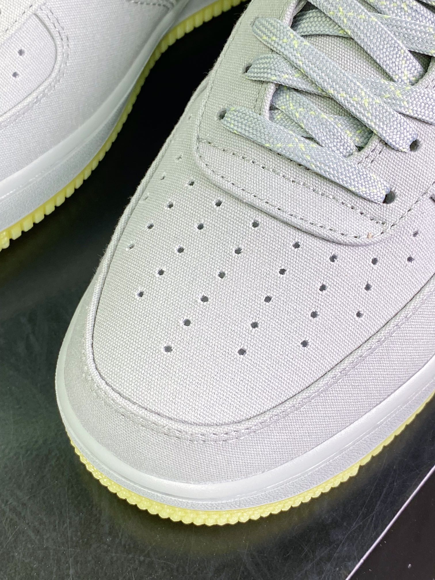 220 Air Force 1 '07 Lv8”Green/Noctilucou”空军一号经典低帮板鞋“帆布灰荧光绿夜光”315122-107