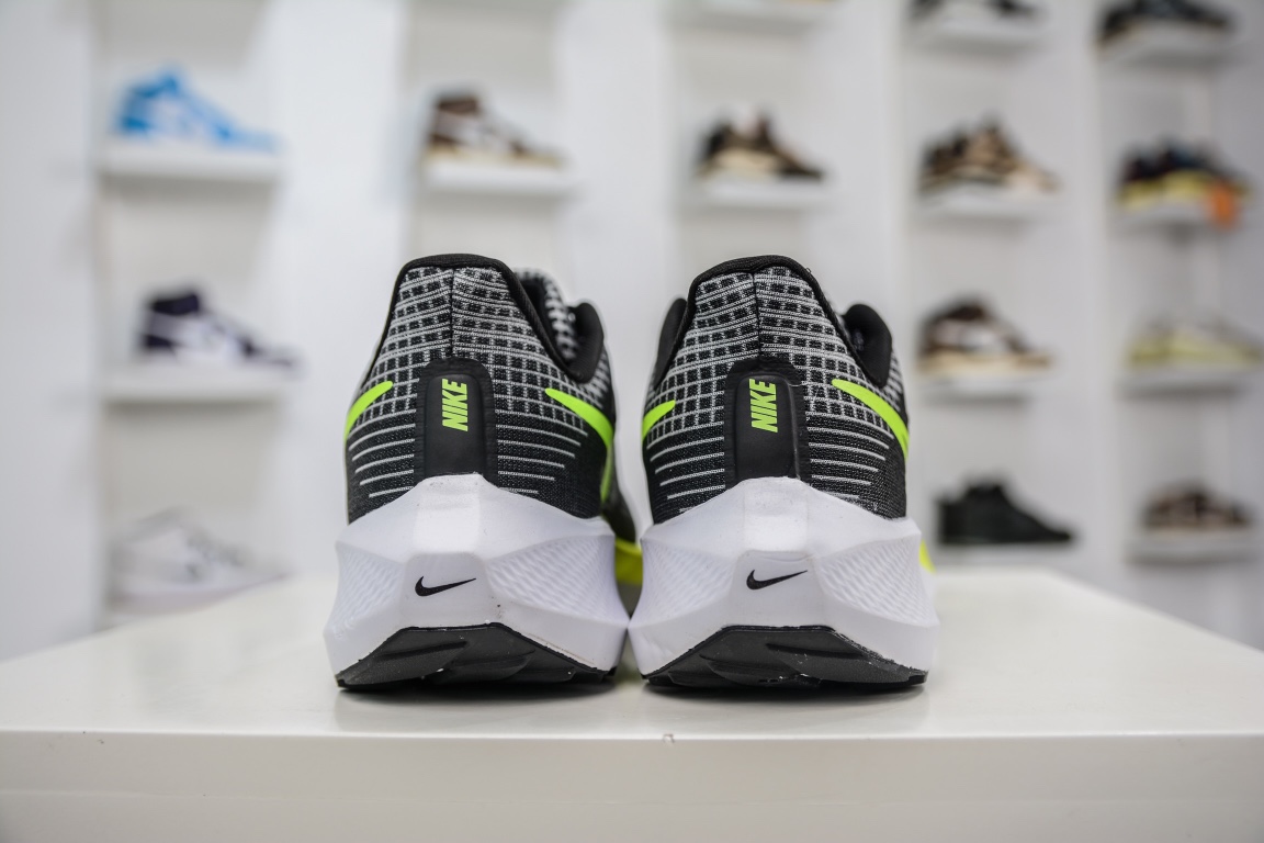 180 NIKE Zoom Pegasus 39 登月39代 超轻网面跑步鞋 DM4015-002