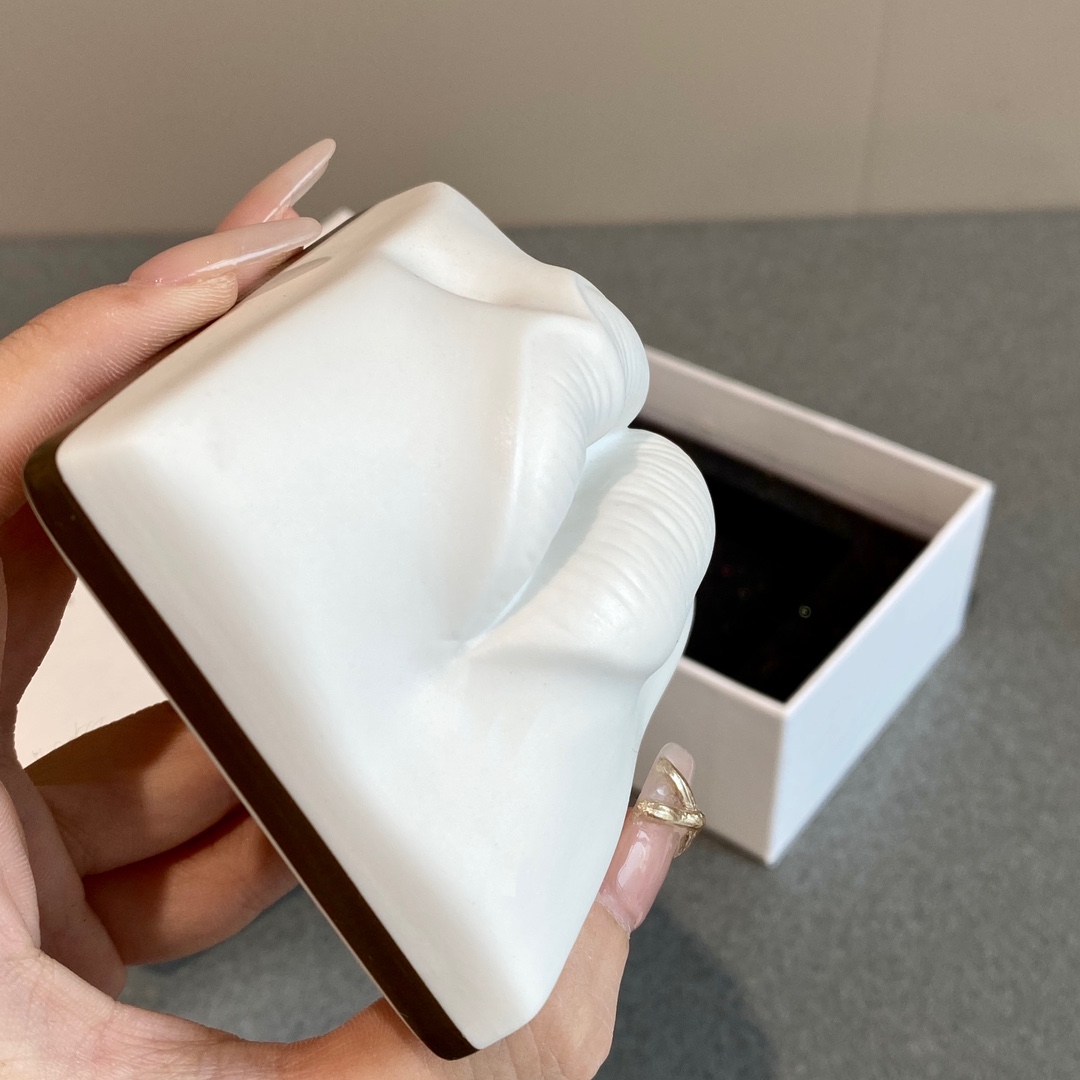 French Luxury Fragrance Brand - Comprehensive 3