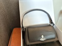 Vivienne Westwood AAAA
 Crossbody & Shoulder Bags High Quality Replica
 Black Vintage Underarm