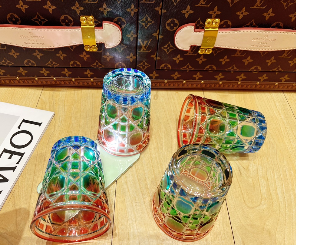 D Home Colorful Western Wine CupDreamy Green 💚 - Lifestyle 3