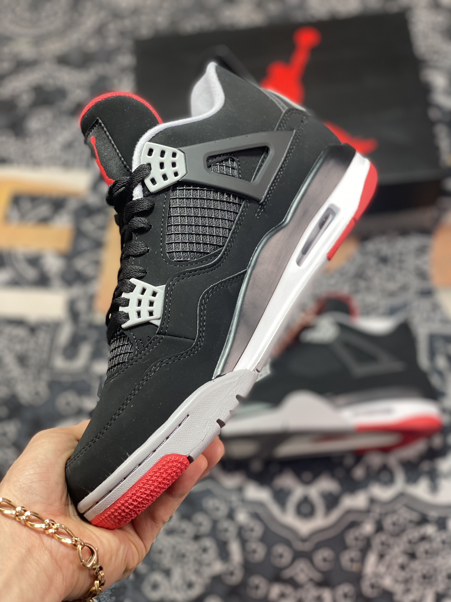 550 aj4代中帮复古休闲运动文化篮球鞋“黑红公牛19年复刻”308497-060