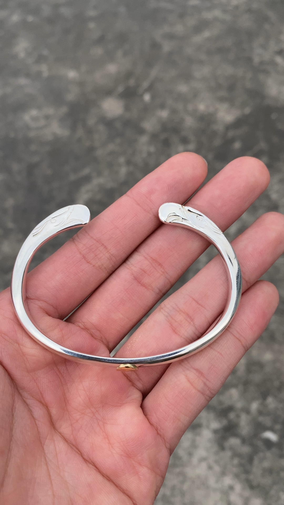 Takahashi Bangle