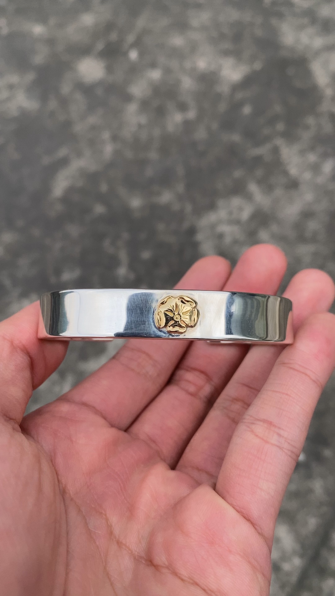 Takahashi Bangle