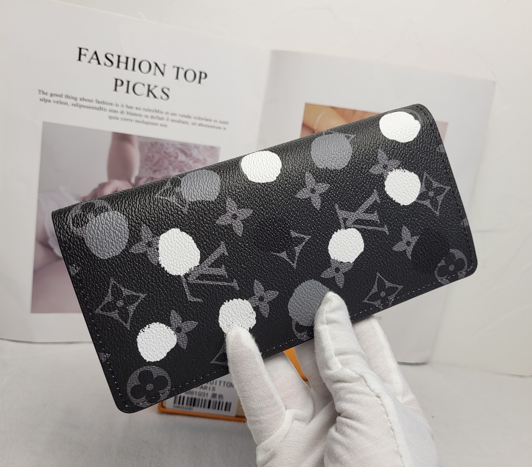 Detail of the stitching on the leather wallet