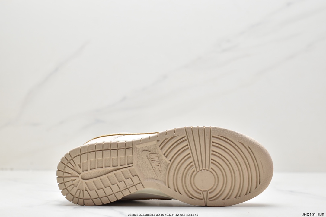 190 Nike SB Dunk Low”“Gold Swoosh”扣篮系列低帮板鞋“杏白金钩” DX5930-001