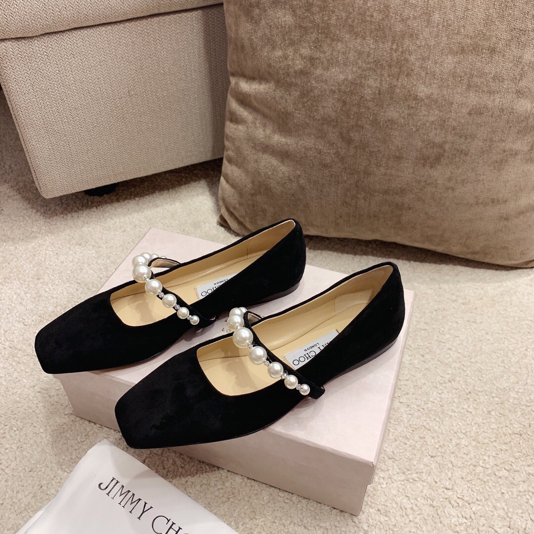 Jimmy Choo Rosalia Pearls Ballet Shoes: Luxury and Comfort in Every Step - 图片 4