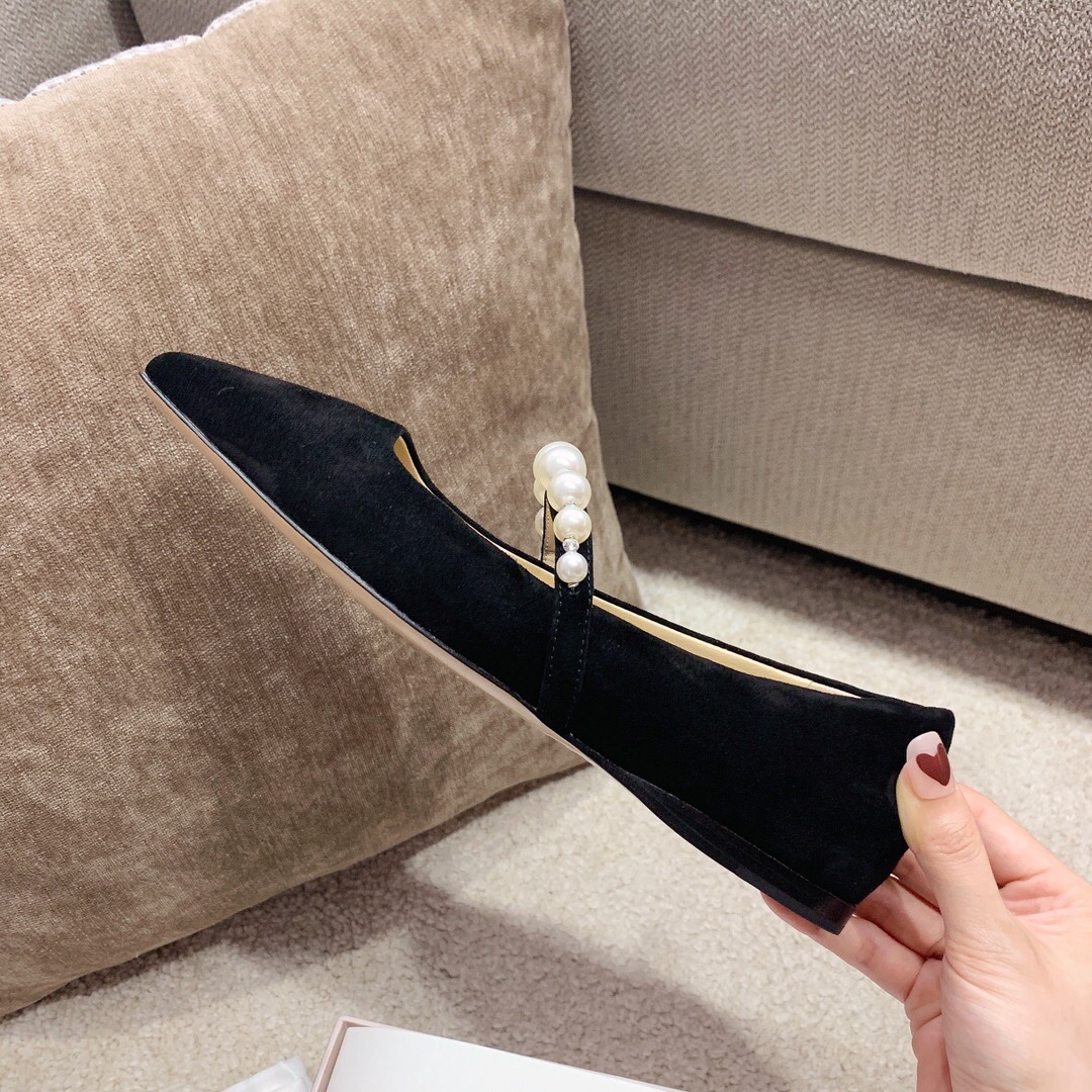 Jimmy Choo Rosalia Pearls Ballet Shoes: Luxury and Comfort in Every Step - 图片 6