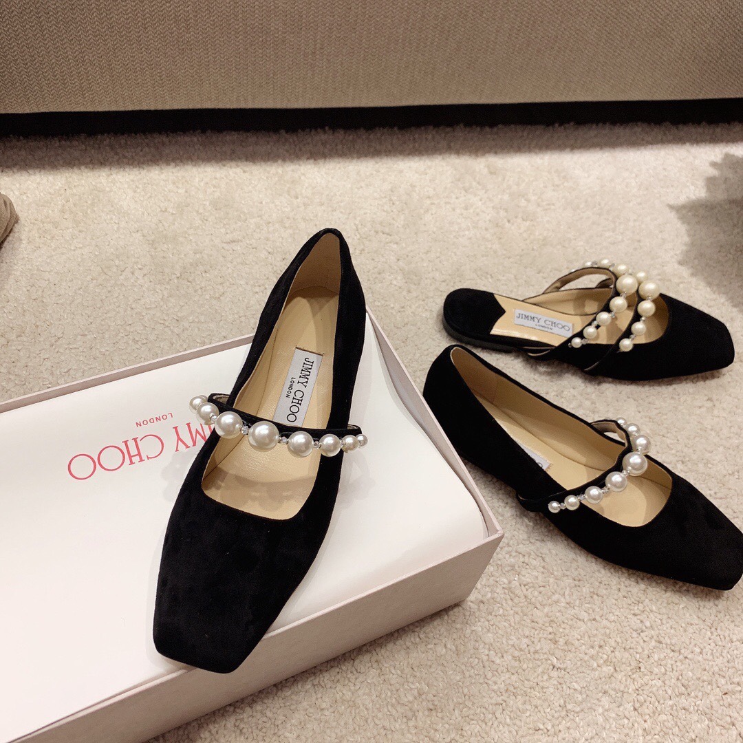 Jimmy Choo Rosalia Pearls Ballet Shoes: Luxury and Comfort in Every Step