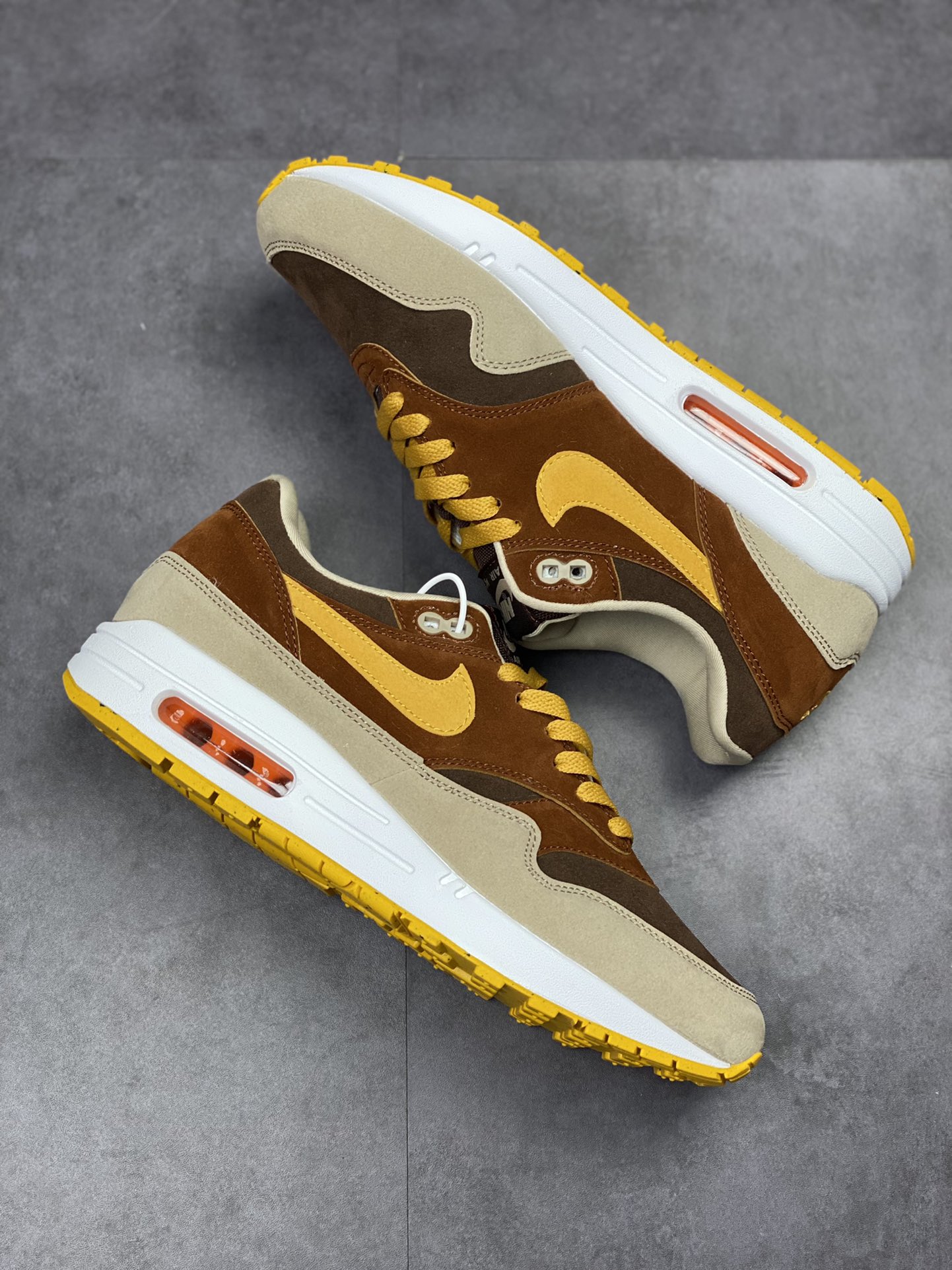 240 Nike Air Max 1 PRM 丑小鸭 复古休闲跑步鞋ZD0482-200
