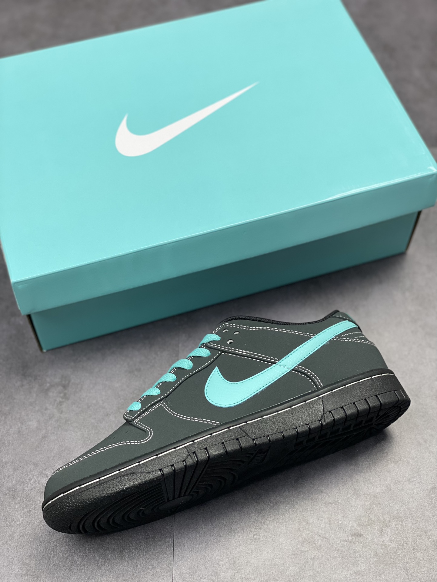 280 Nike SB Dunk Low Retro 蒂芙尼/Tiffany & Co.Blue 纯原大厂出品 GT0627-332