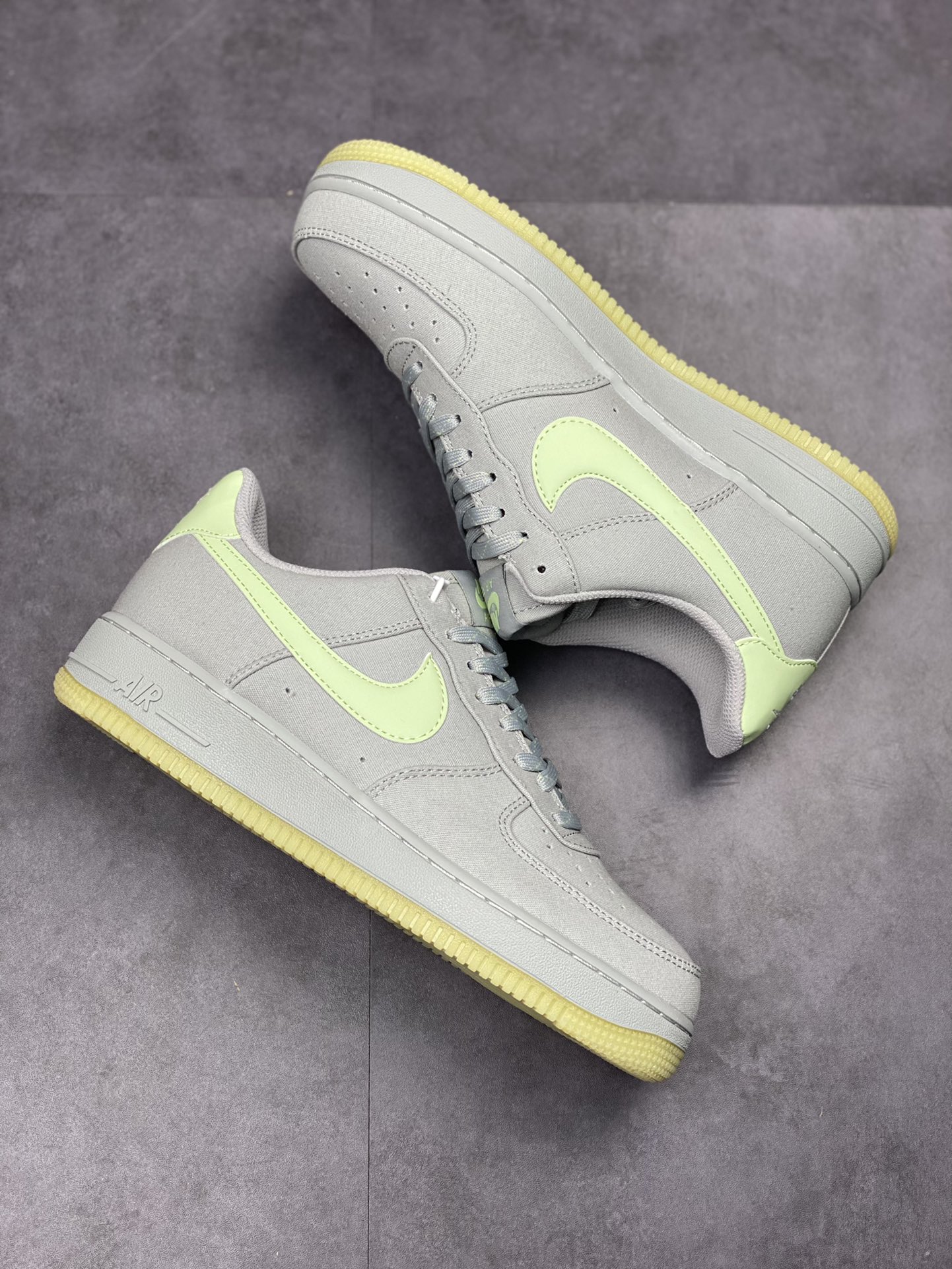 210 Nike Air Force 1 Low 07 灰绿夜光侠 315122-107