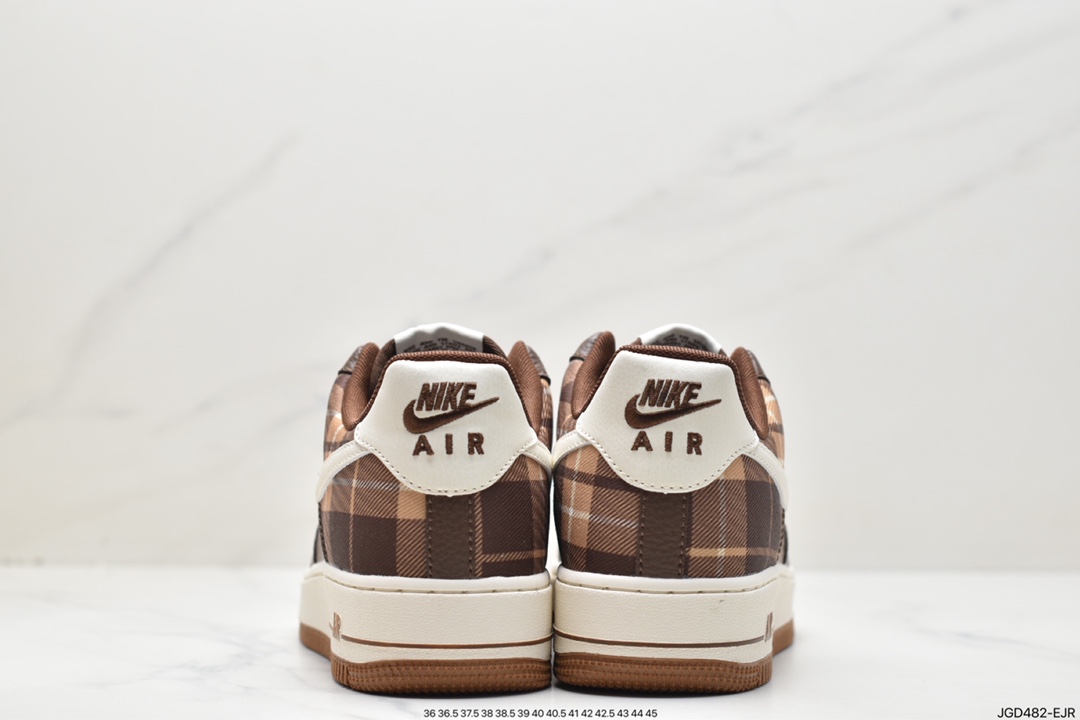 180 Nike Air Force 1 '07 Low DV0791-200