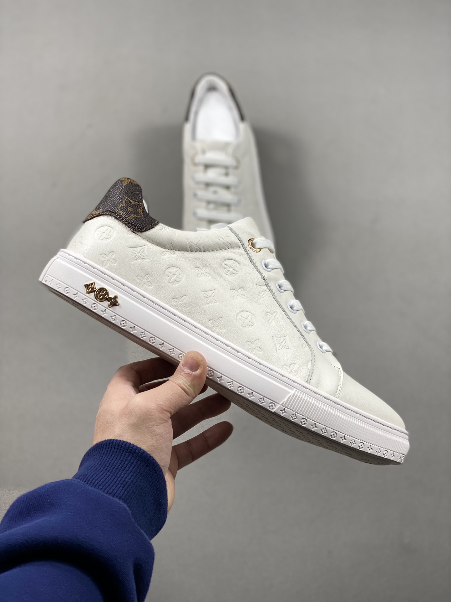 380  23ss Trainer Sneaker 低帮休闲运动板鞋系列