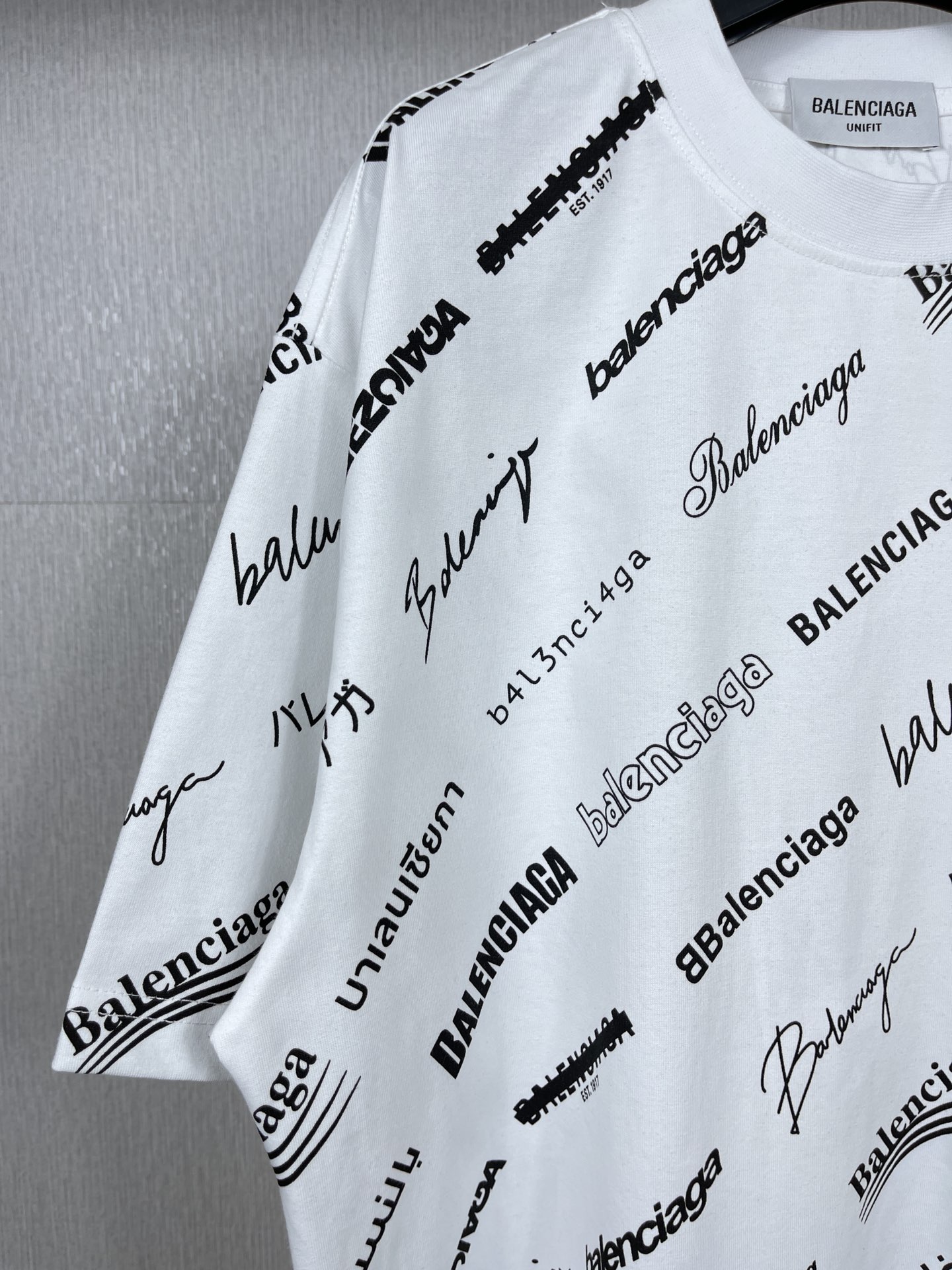 High Quality Women’s Clothes: BALENTCI*GA/Paris 2023 Collection Featuring Classic LOGO T-shirts - 图片 4