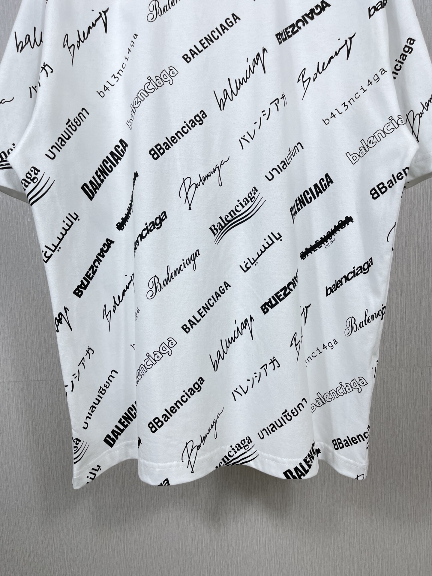 High Quality Women’s Clothes: BALENTCI*GA/Paris 2023 Collection Featuring Classic LOGO T-shirts - 图片 7