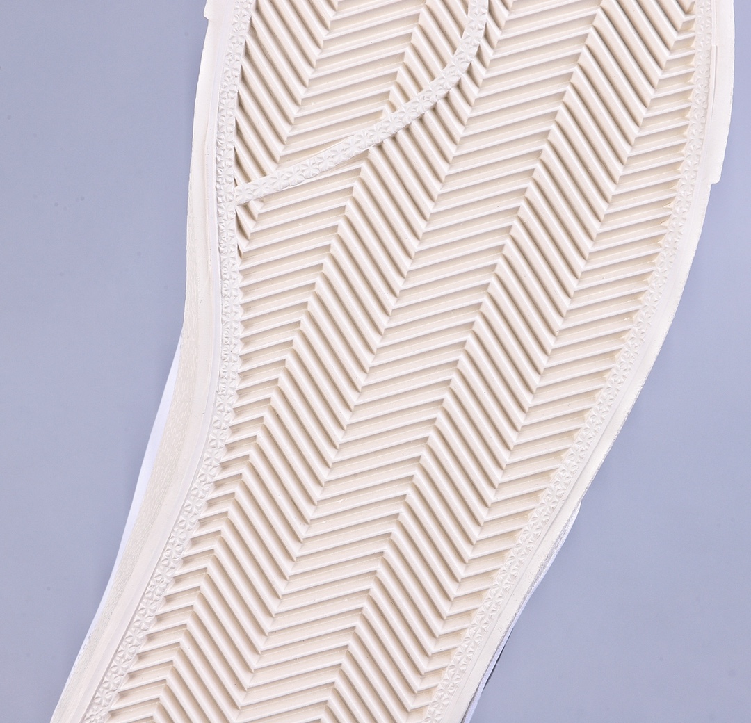 Nike Blazer Low 77 JUMBO 复古经典开拓者 FD0378-121