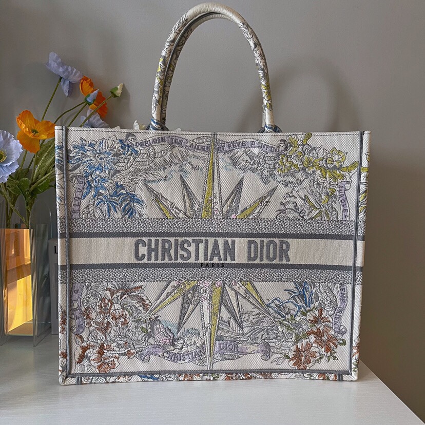 Dior Book Tote Wholesale
 Handbags Tote Bags 7 Star Collection