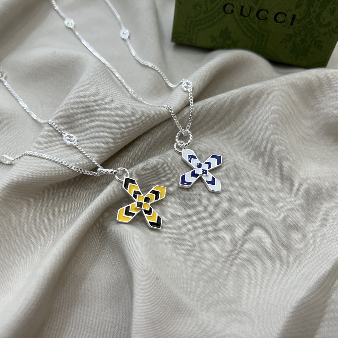 NO:101496,Gucci sterling silver double-sided enamel cross necklace size 45cm code, Gucci necklace, gucci, gucci, necklace, pure silver19860909Gucci古驰纯银双面珐琅十字架项链 尺寸45cm 编码,古驰项链,gucci,gucci,necklace,pure silver,Jewelry