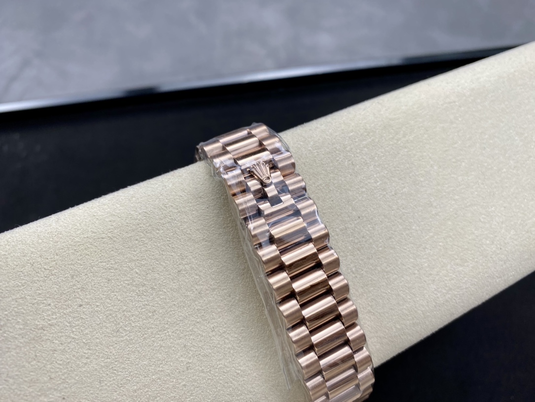 SK厂 劳力士Rolex 双历 星期日志型シリーズ 40mm